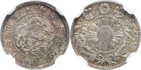 JAPON - JAPAN
Mutsuhito ou Meiji (1867-1912). 5 sen (shallow scales) An 3 (1870), Osaka.
KM.Y#1 ; Argent - 16 mm - 12 h
C’est le second plus haut grad...