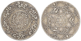 MAROC - MOROCCO
Abdül Aziz I (1894-1908). 2 1/2 dirhams AH 1317 (1900), Paris.
Lec.144 - KM.11.2 ; Argent - 7,20 g - 26 mm - 12 h
TTB.