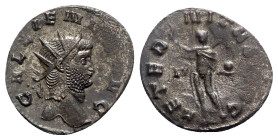 Gallienus (253-268). Antoninianus (20.5mm, 3.58g, 6h). Rome, 261-2. Radiate head r. R/ Sol, radiate, standing l. with with raised hand and holding glo...