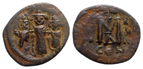 Heraclius (610-641). Æ 40 Nummi (23.5mm, 4.46g, 1h). Constantinople, year 18 (628/9). Heraclius, in centre, flanked by Martina, on l., and Heraclius C...