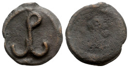 Romanus IV? (1068-1071). Æ (26mm, 8.31g, 6h). Cherson. Pω monogram. R/ Cross crosslet on two steps; pellets flanking. DOC 32a (Romanus I); Sear 1764 (...