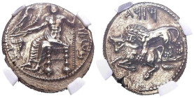 CILICIA, Tarsos. Estátera. (Ar. 10,62g/22mm). 361-325 a.C. Mazaios, Sátrapa de Cilicia. (SNG Levante 106). Anv: Baal de Tarsos sentado en trono a izqu...