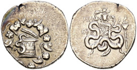 JONIA, Efesos. Cistóforo. (Ar. 12,52g/27mm). 94-93 a.C. (Año 41). Anv: Cista mística con una serpiente, rodeada de corona de yedra. Rev: Dos serpiente...