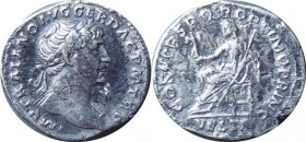 Traianus 98-117-AR Denár