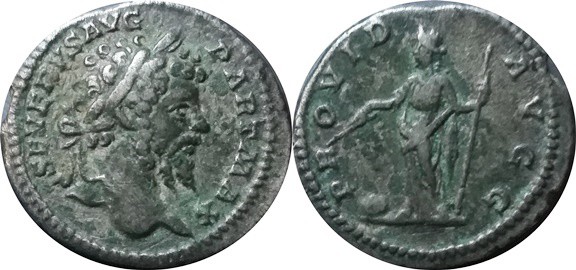 Septimius Severus 193-211-AR Denár

Septimius Severus 193-211-AR Denár
Rev: P...