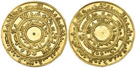 Fatimid, al-Mu’izz (341-365h), dinar, Misr 360h, month of Jumada II, 4.18g (Nicol 359), faint marks in centre of reverse, otherwise virtually mint sta...