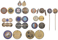 Canada, Miscellaneous silver issues, Victoria-Edward VII (10), a 2-coin bar brooch of 25 cents dated 1892 and 1894, reverse enamelled; another dated 1...