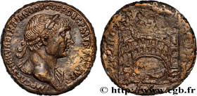 TRAJANUS
Type : Sesterce 
Date : 105 
Mint name / Town : Rome 
Metal : copper 
Diameter : 33  mm
Orientation dies : 6  h.
Weight : 25,67  g.
Rarity : ...