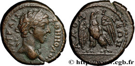 COMMODUS
Type : Assarion 
Date : c. 176-180 
Mint name / Town : Laodicée ad Lycum, Phrygie 
Metal : copper 
Diameter : 17  mm
Orientation dies : 7  h....