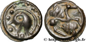 HIGH AND MIDDLE SEINE
Type : Potin au cheval et aux deux têtes coupées 
Date : Ier siècle avant J.-C. 
Metal : potin 
Diameter : 17  mm
Orientation di...