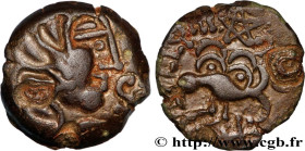 SENONES (Area of Sens)
Type : Bronze YLLYCCI à l’oiseau 
Date : c. avant 52 AC. 
Metal : bronze 
Diameter : 15,5  mm
Orientation dies : 3  h.
Weight :...