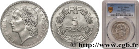 III REPUBLIC
Type : 5 francs Lavrillier, nickel 
Date : 1933 
Quantity minted : 56.686.410 
Metal : nickel 
Diameter : 31  mm
Orientation dies : 6  h....