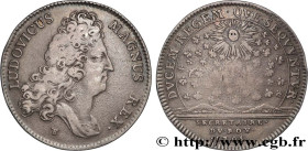 KING'S SECRETARIES
Type : Émission de 1710 
Date : 1705 
Metal : silver 
Diameter : 29,5  mm
Orientation dies : 6  h.
Weight : 7,37  g.
Edge : lisse 
...