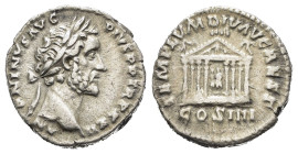 ANTONINO PIO (138-161). Denario per Roma. AR (g 2,96). Testa laureata a destra. R/ Tempio ottastilo con le statue di Divo Augusto e Livia; statue nel ...