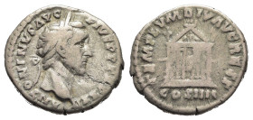 ANTONINO PIO (138-161). Denario per Roma. AR (g 3,12). Testa laureata a destra. R/ Tempio ottastilo con le statue di Divo Augusto e Livia; statue nel ...