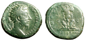 MARCO AURELIO (161-180) Dupondio (g. 11,52) M ANTONINVS AVG - GERM SARM TR P XXXI, Testa rad. a ds. R/ IMP VIII - COS III P P, Trofeo; in basso, due p...