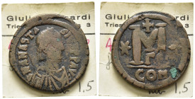 ANASTASIO I (491-518). Follis per Costantinopoli. AE (g 19,81). Busto diademato, drappeggiato e corazzato a destra. R/ Grande M; croce sopra, stella a...
