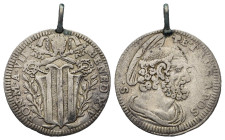 ROMA. Stato Pontificio. Benedetto XIV (1740-1758). Grosso anno VII. AR (g 1,37). Stemma sormontato da tiara e chiavi decussate. R/ Busto nimbato di S....