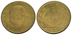 Repubblica Italiana. 200 lire 1979 "senza nome dell'incisore". Gig. 67a. Rara. SPL