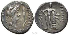 Q. CAECILIUS METELLUS PIUS SCIPIO and EPPIUS. Denarius (47-46 BC). Military mint traveling with Scipio in Africa