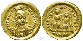 THEODOSIUS II (402-450). GOLD Solidus. Constantinople