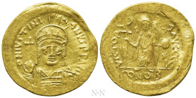 JUSTINIAN I (527-565). GOLD Solidus. Constantinople