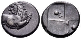 THRACE. Chersonesos. Circa 386-338 BC. Hemidrachm (Silver, 13 mm, 2.11 g, 3 h). Forepart of a lion to right, head turned back to left. Rev. Quadripart...