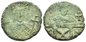 Constantine VI & Irene, 780-797. Follis (Bronze, 18 mm, 3.07 g, 6 h), Constantinople, 792-797. Bust of Irene facing, wearing crown with pinnacles and ...