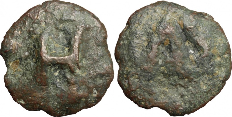 Greek Italy. North-eastern Italy, Hatria. AE Cast Semuncia, 275-225 BC. D/ H. R/...