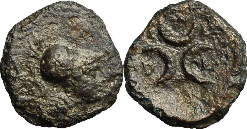 Greek Italy. Southern Apulia, Samadion. AE 13 mm. c. 200-150 BC. D/ Head of Athe...