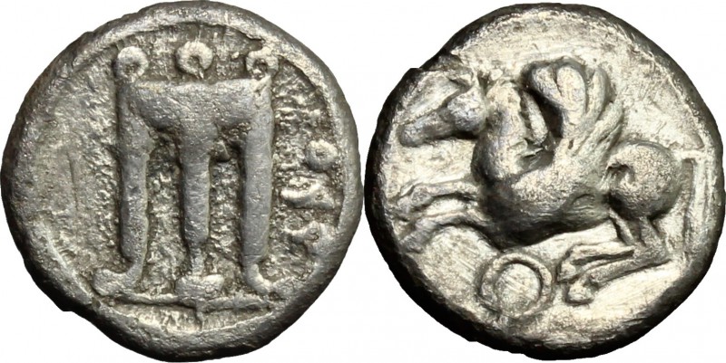 Greek Italy. Bruttium, Kroton. AR Triobol, c. 525-425 BC. D/ ϘPO. Tripod with le...