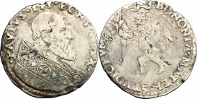 Bologna.  Paolo III (1534-1549). Bianco, armetta del Card. Giovanni Maria Del Monte