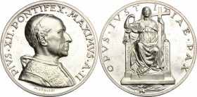 Pio XII (1939-1959), Eugenio Pacelli di Roma. . Medaglia annuale, A. II