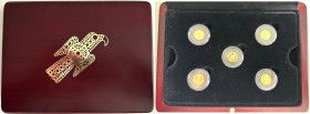 Deutsche Münzen und Medaillen ab 1945, Lots und Sammlungen. BRD. Besitz-Urkunde. Lot von 5 Goldmedaille. 5 g. Gold. 0.16 OZ. Polierte Platte. In Holz-...
