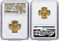Phocas (AD 602-610). AV solidus (20mm, 4.44 gm, 7h). NGC MS 5/5 - 4/5. Constantinople, 8th officina, AD 607-610. D N FOCAS-PЄRP AV, draped, cuirassed ...