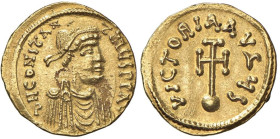 Costante II (641-668) Semisse (Costantinopoli) Busto diademato a d. - R/ Croce potenziata su globo - Sear 983 AU (g 2,18) Screpolature nel campo del D...