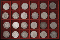 WORLD COINS Lotto di cinque pezzi da 5 franchi dal Belgio e diciannove da 5 franchi francesi. Come da foto, da esaminare. Non si accettano resi

Sta...