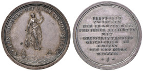 Medaglia 1802 Pace di Amiens. D/ Circolarmente: ALLEN VÖLKERN ÖFFNET SIE DIE MEERE. La Pace con tridente e caduceo plana su mare calmo con due velieri...