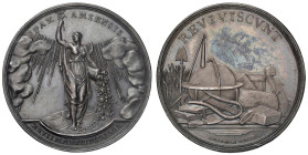 Medaglia 1802 Pace di Amiens. D/ PAX AMIENSIS. La Pace scende dal cielo e riversa sull’Europa i frutti di una cornucopia. Esergo: XXVII MARTII MDCCCII...
