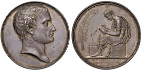 Medaglia 1802 Organizzazione della Pubblica istruzione. D/ Anepigrafe. Testa di Napoleone a dx. Sotto la troncatura del collo: ANDRIEU. F. - R/ Giovan...