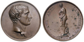 Medaglia 1803 La Venere dei Medici. D/ Testa di Napoleone a dx. Sotto: JEUFFROY FECIT 1803 In basso: DENON DIR. G.D. MUSEE C. D’ARTS - R/ Giro: AUX AR...