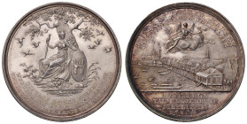 Medaglia 1803 Celebrazione del millenario di Amburgo. D/ La città di Amburgo seduta all’ombra di una quercia secolare - R/ Veduta della città - Opus: ...