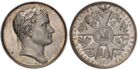 Medaglia 1804 L’Ordine della Legione d’Onore. D/ Testa laureata di Napoleone a dx. In basso: ANDRIEU. F. R/ La decorazione con l’aquila e l’iscrizione...