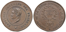 Medaglia 1804 L’Ordine della Legione d’Onore. D/ In cerchio perlinato testa laureata di Napoleone a sx. Giro: “NAPOLEON EMPEREUR DES FRANCAIS” * R/ La...