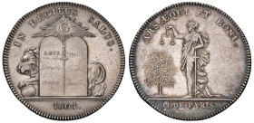 Medaglia 1804 Loggia massonica “THEMIS” all’Oriente di Parigi. D/ “ARS AEQUI ET BONI”. La Giustizia volta a sx con bilancia e spada davanti ad una pia...