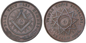Medaglia 1804 Loggia della “Tripla Unità scozzese” all’Oriente di Parigi. D/ “TRIPLE UNITE’ ECOSSAISE. / O - (Orient) DE PARIS 5804. Sole raggiante. A...