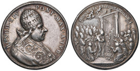 Benedetto XIV (1740-1758) Medaglia 1750 a ricordo dell'Apertura della Porta Santa - Opus: O. Hamerani - Patr. 43a AG (g 40,76 - 40 mm) RR Colpetti al ...