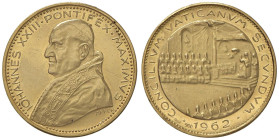 Giovanni XXIII (1958-1963) Medaglia 1962 Concilio Ecumenico Vaticano II - Opus Affer AU (g 10,00 marcato 900 - Ø 25 mm) Minimi graffietti e colpetti
...