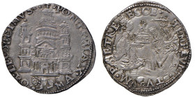 Leone X (1513-1521) Giulio - Munt. 26 AG (g 3,79) RR Bella patina.

Status: SPL