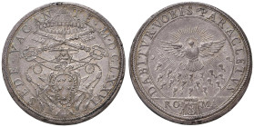 Sede Vacante (1676) Piastra 1676 - Munt. 1 AG (g 31,99) Splendido esemplare con bella patina leggera

Status: qFDC